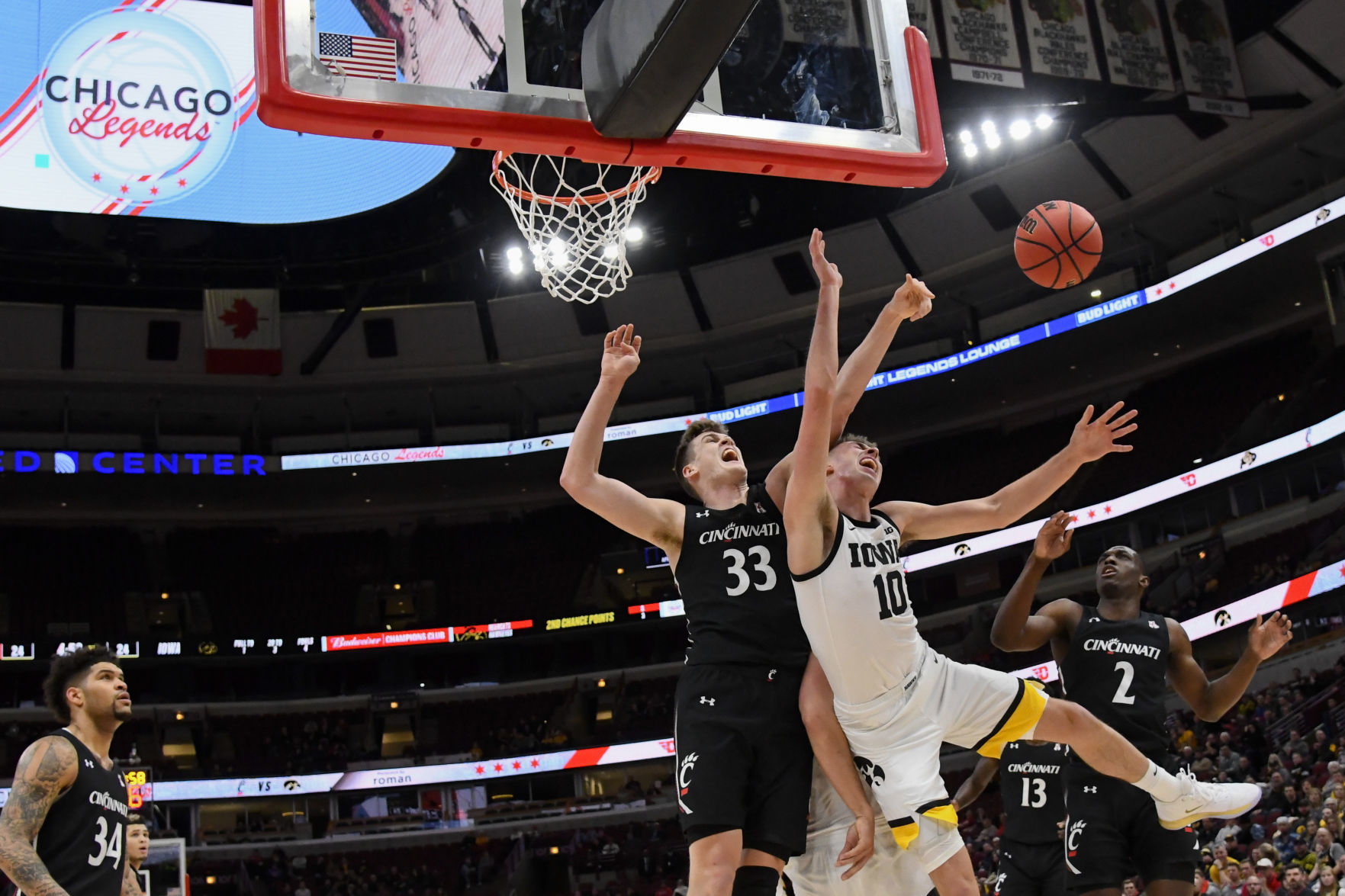 Cincinnati Iowa Basketball